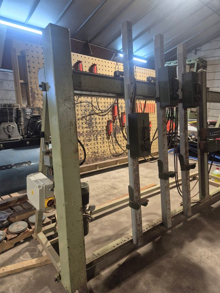 Stromab opsluitbank 400V hydraulisch – foto 1