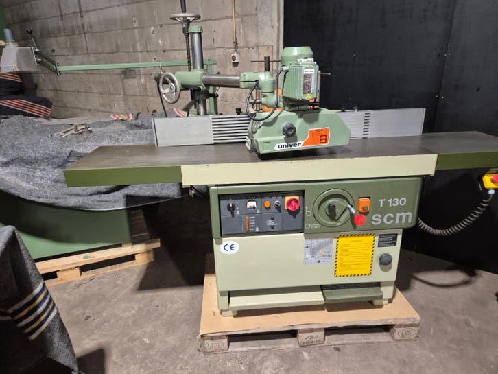 Freestafel SCM T130 Aigner geleiders – foto 1